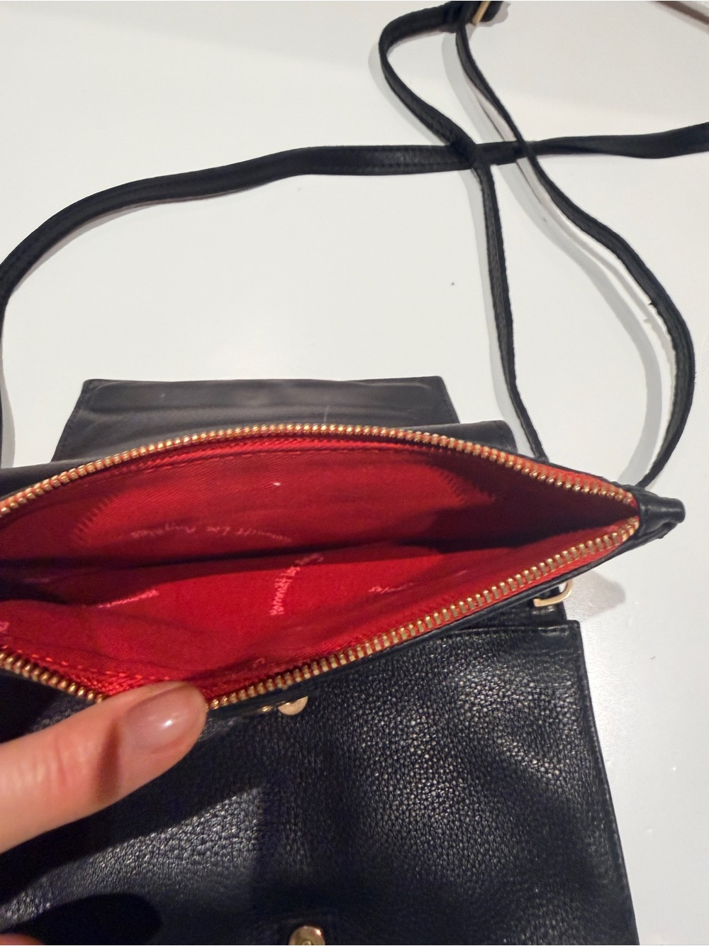 Hammit Black Leather Crossbody Wallet with Gold Stud Accents. - Picture 8 of 8